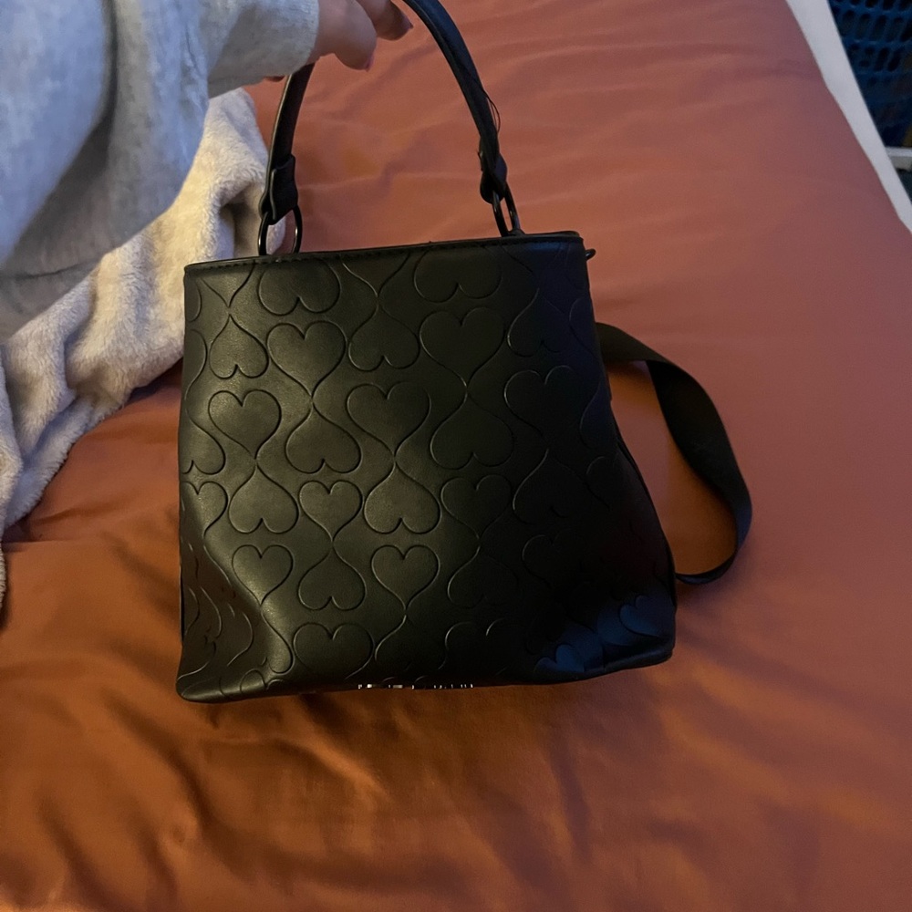 Elegant Black Heart-Patterned Women's Bag